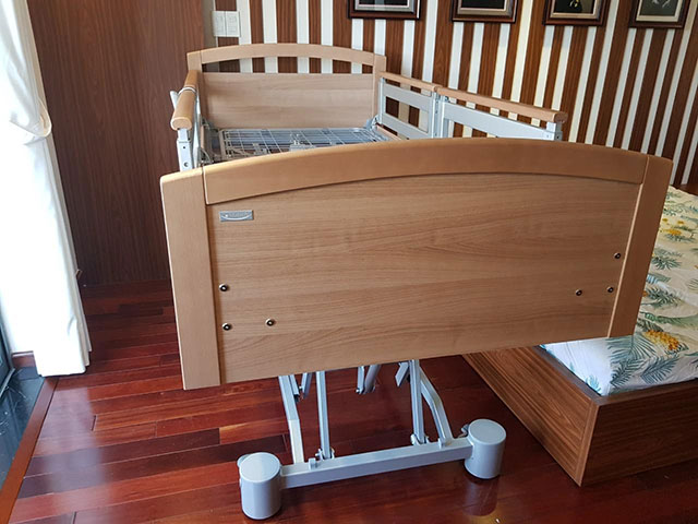 GIƯỜNG DƯỠNG LÃO GIA ĐÌNH ĐIỀU DƯỠNG  IMPULSE 400 